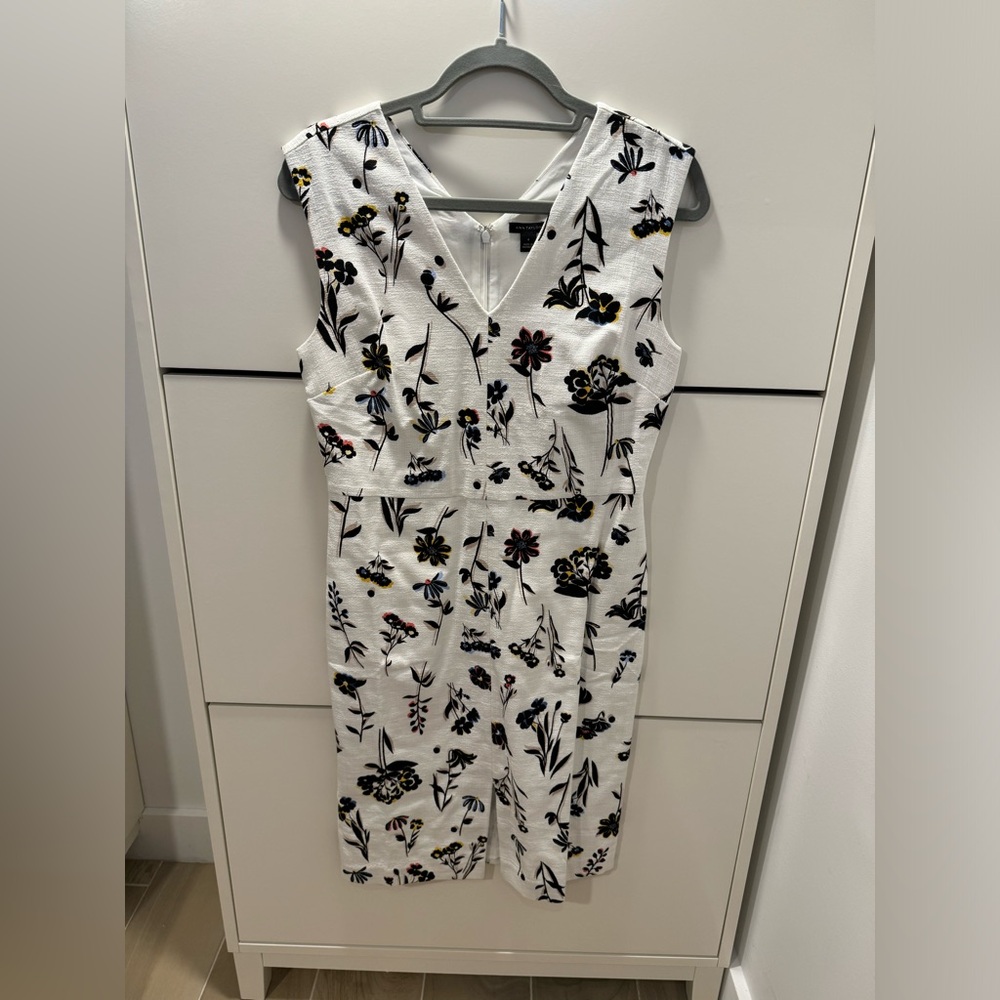 Ann Taylor shift floral dress - Picture 4 of 7